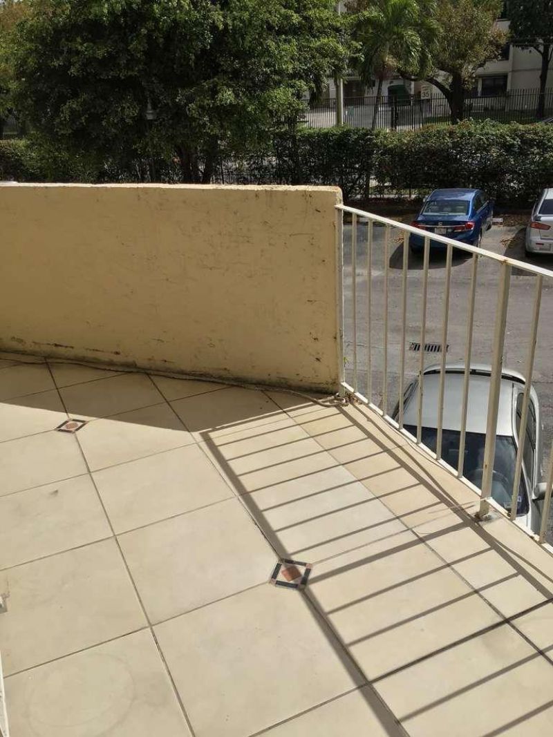 1750 W 46th Street, Unit 222, Hialeah, FL 33012 Photo