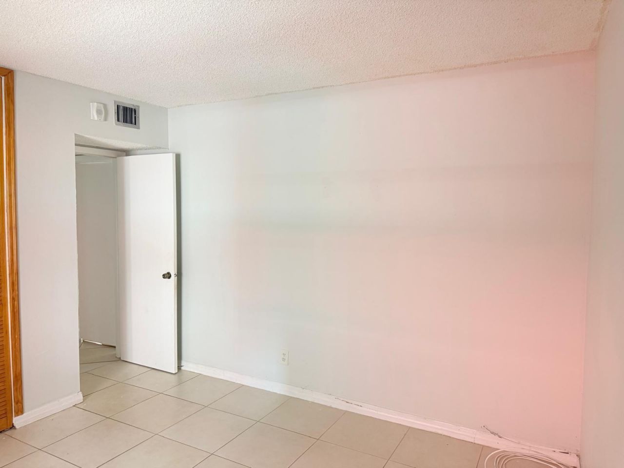 1750 W 46th Street, Unit 222, Hialeah, FL 33012 Photo