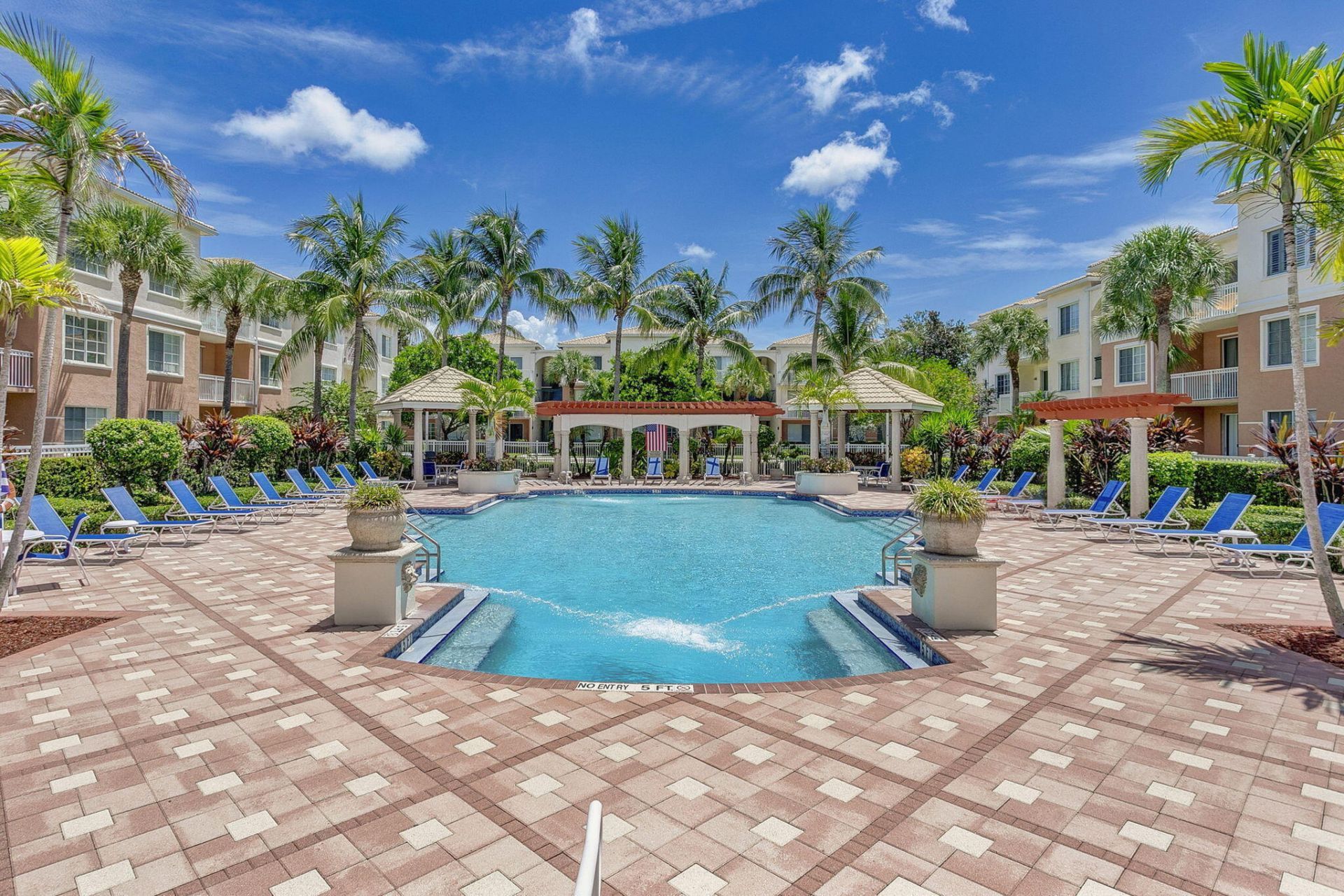 5301 Myrtlewood Circle E, Palm Beach Gardens, FL 33418 Photo