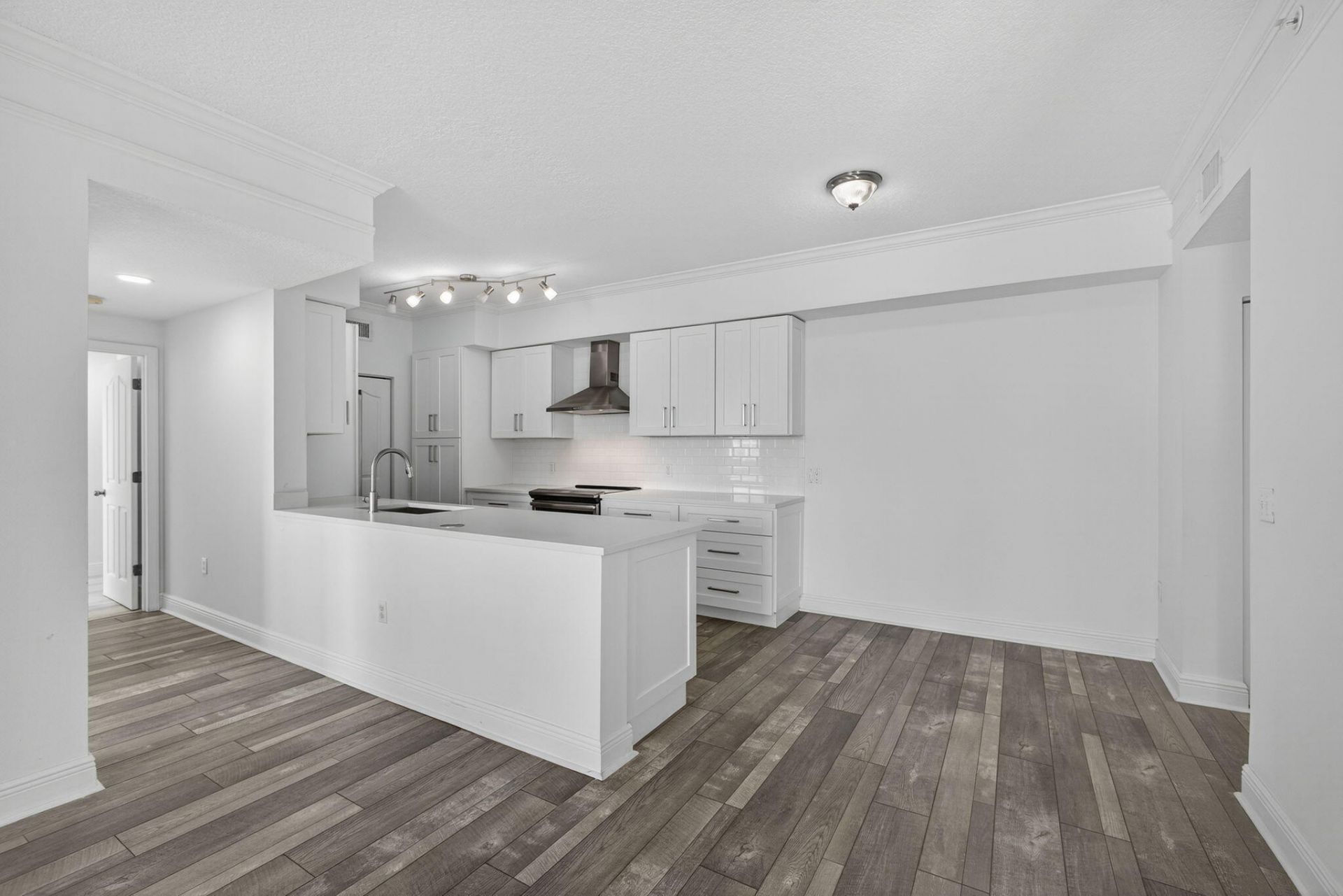 5301 Myrtlewood Circle E, Palm Beach Gardens, FL 33418 Photo