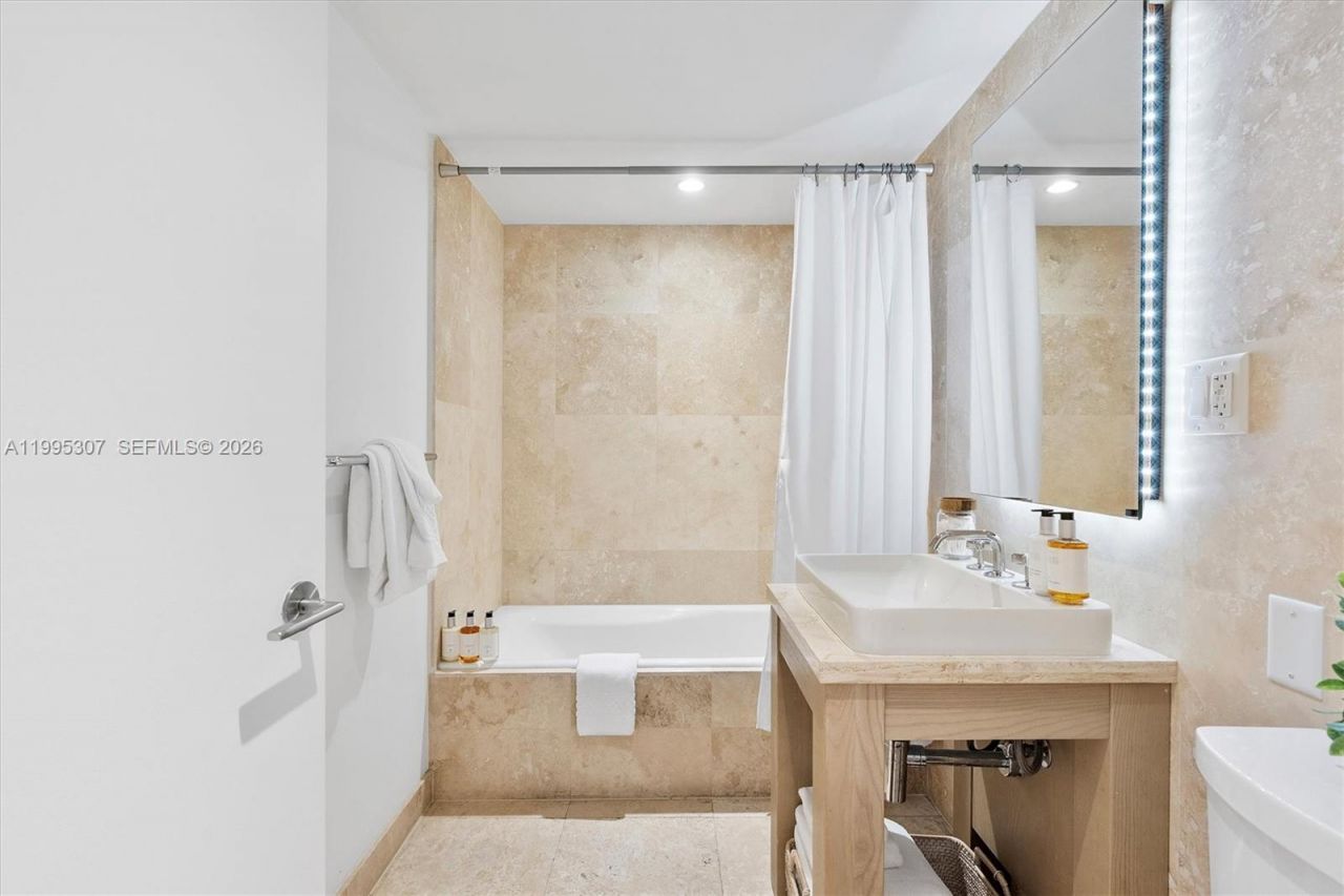 Please Call For Address, Unit 1413, Miami Beach, FL 33139 Photo