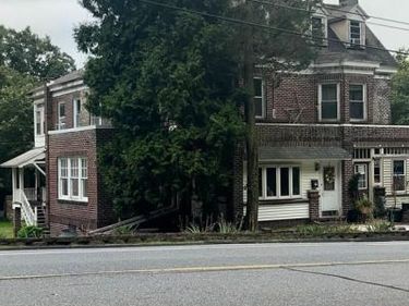 25 & 0 BROAD STREET, ASHLAND, PA 17921