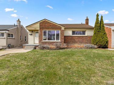 11321 Lenore Avenue, Redford Twp, MI 48239