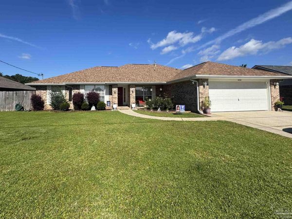 4806 Oscar Ln, Pace, FL 32571