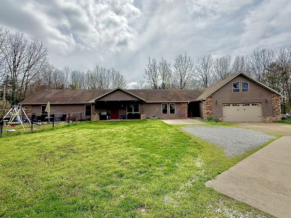 6733 Highway Au, Houston, MO 65483