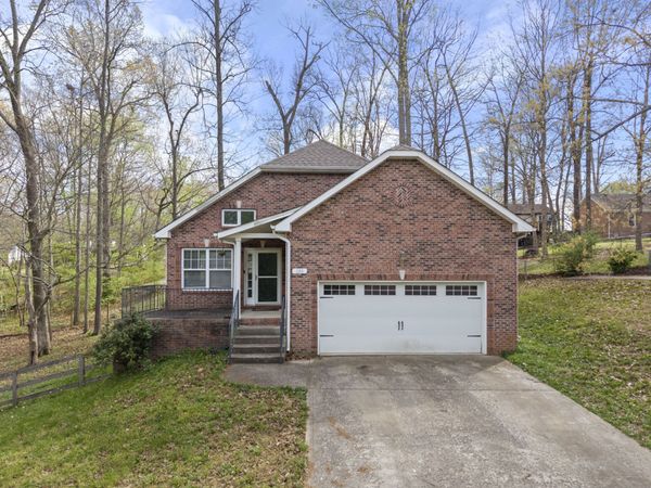 288 Shiloh Rd , Clarksville, TN 37042