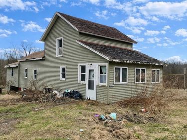 10078 Route 16, Delevan, NY 14042