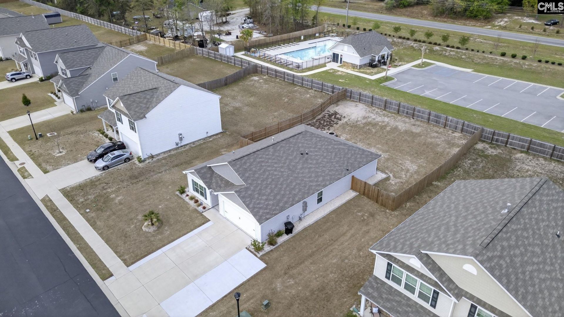 172 Carrington Drive Photo 41