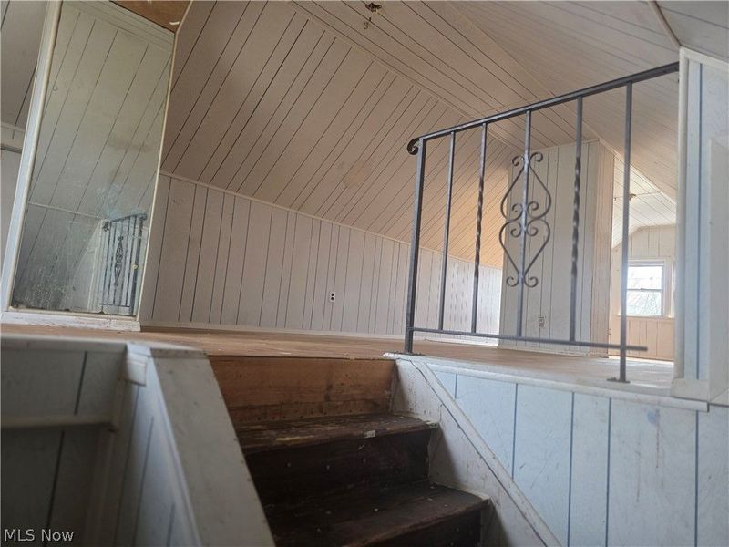 12025 Griffing Avenue , Cleveland, OH 44120 Photo 19