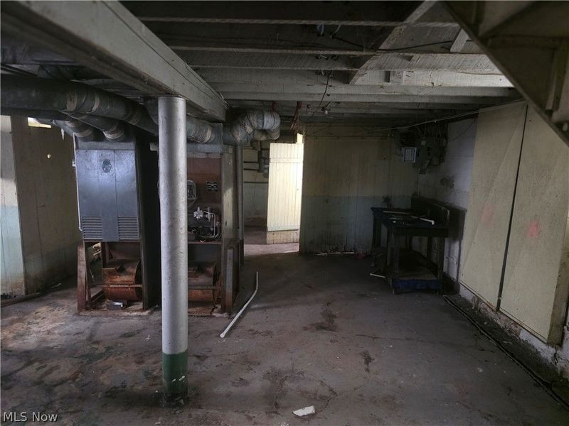 12025 Griffing Avenue , Cleveland, OH 44120 Photo 23