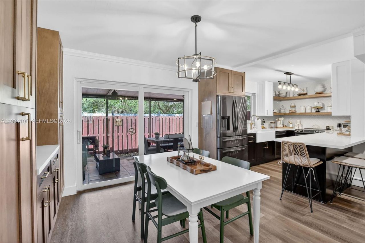 12147 SW 49th Ct, Cooper City, FL 33330 Photo