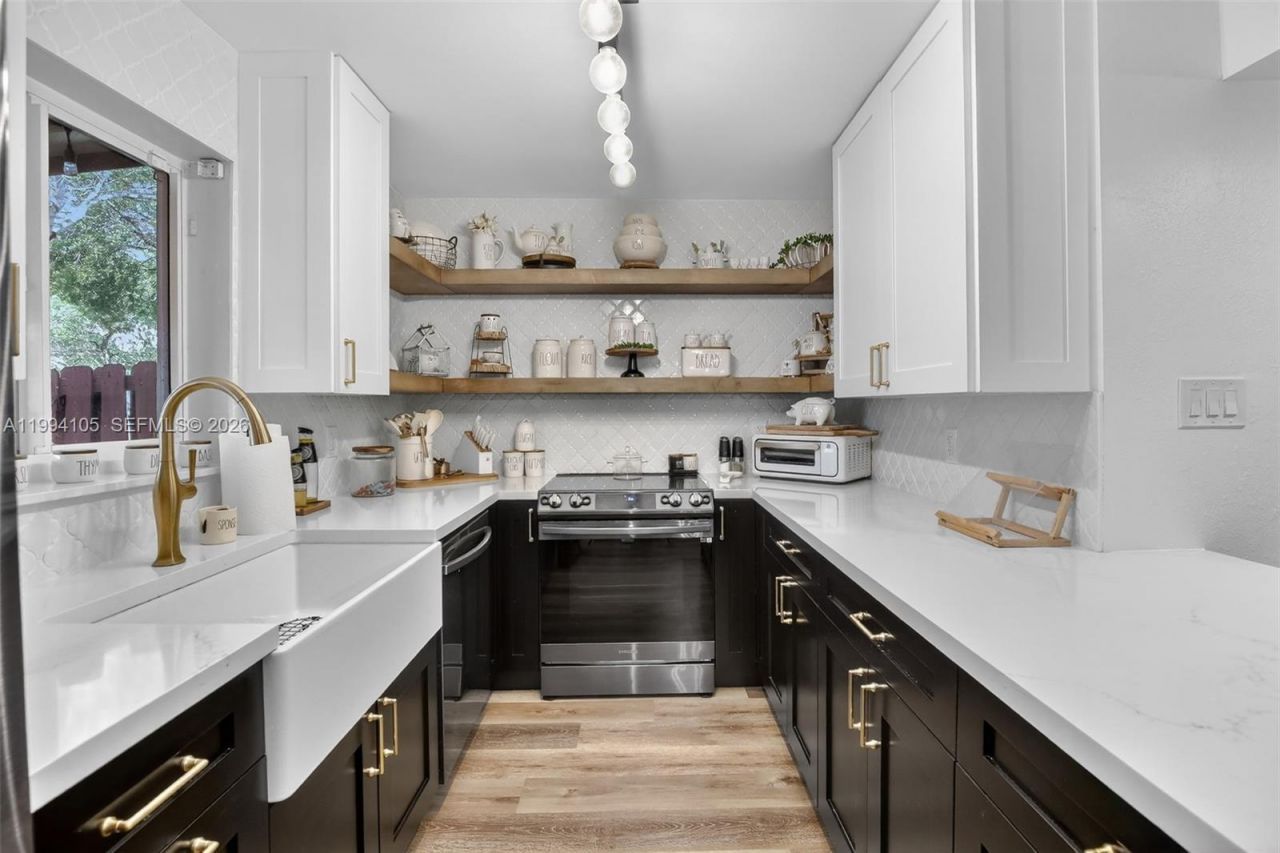 12147 SW 49th Ct, Cooper City, FL 33330 Photo