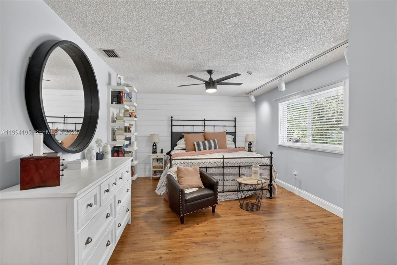 12147 SW 49th Ct, Cooper City, FL 33330 Photo