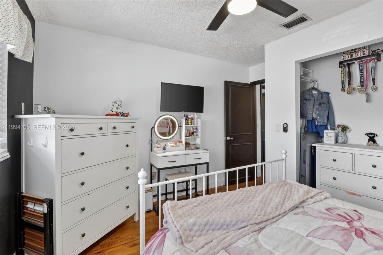 12147 SW 49th Ct, Cooper City, FL 33330 Photo