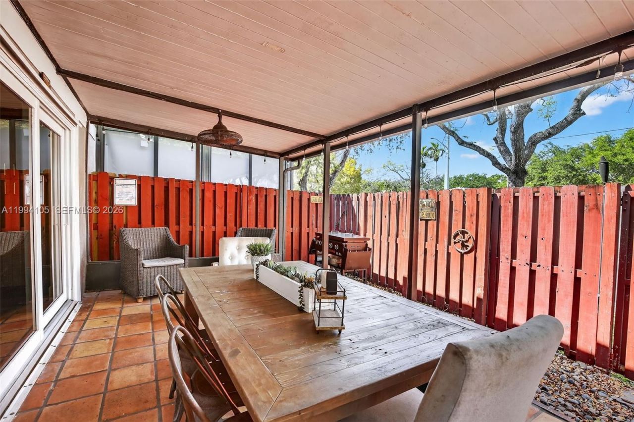 12147 SW 49th Ct, Cooper City, FL 33330 Photo