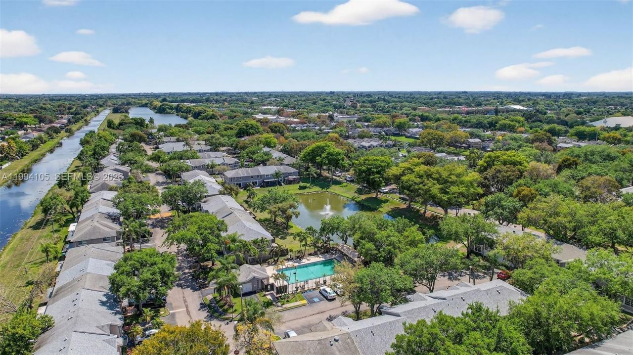 12147 SW 49th Ct, Cooper City, FL 33330 Photo