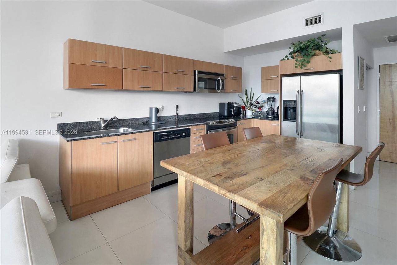 350 S Miami Ave, Unit 4110, Miami, FL 33130 Photo