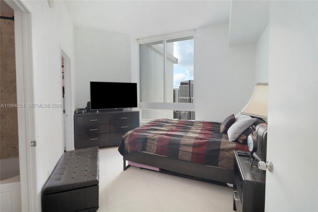 350 S Miami Ave, Unit 4110, Miami, FL 33130 Photo