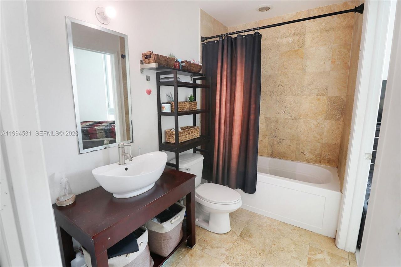 350 S Miami Ave, Unit 4110, Miami, FL 33130 Photo