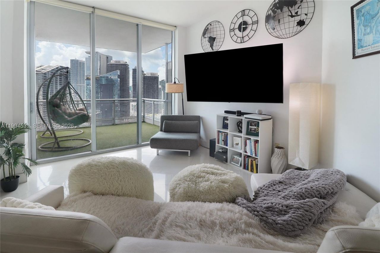 350 S Miami Ave, Unit 4110, Miami, FL 33130 Photo