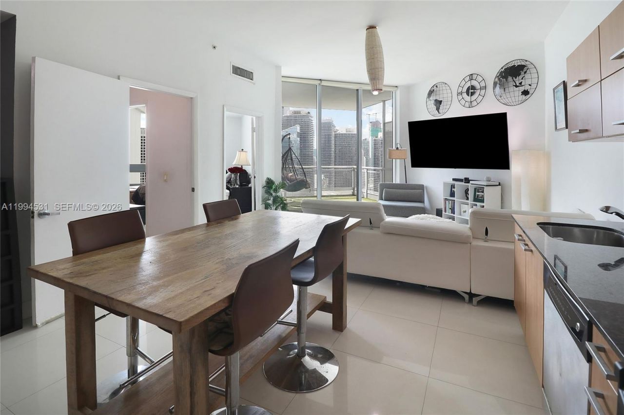 350 S Miami Ave, Unit 4110, Miami, FL 33130 Photo