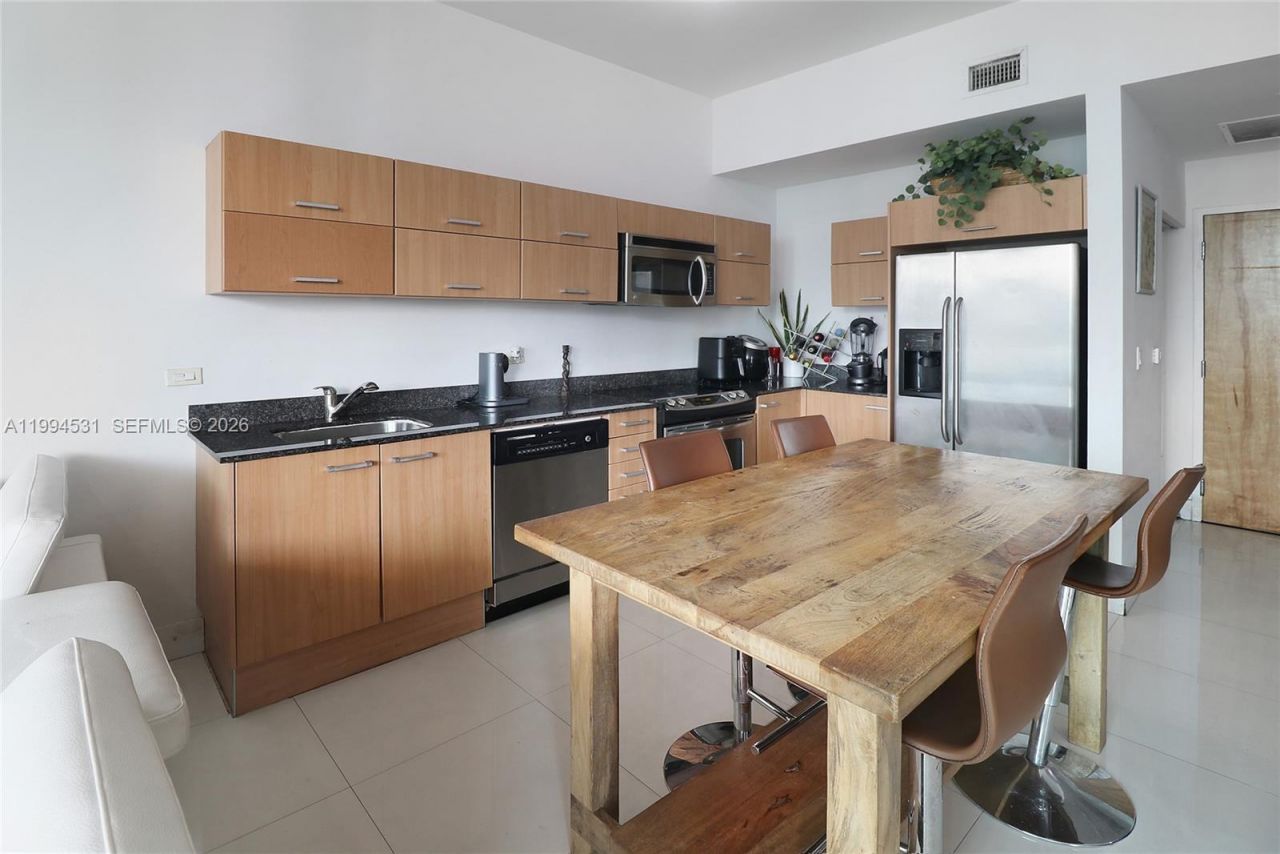 350 S Miami Ave, Unit 4110, Miami, FL 33130 Photo