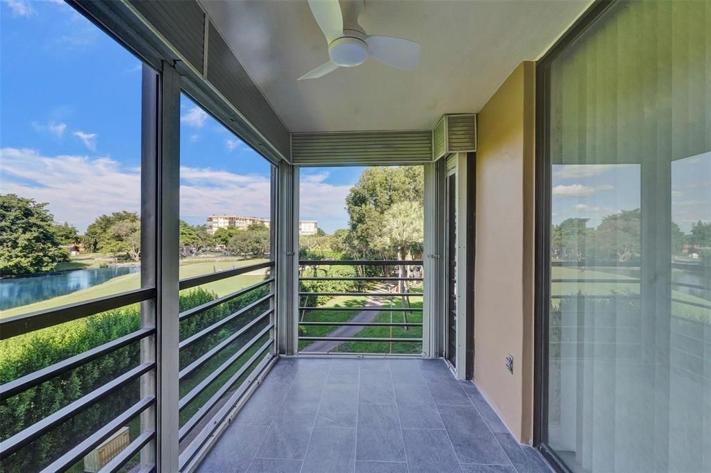 1000 Saint Charles Place, Unit 305, Pembroke Pines, FL 33026 Photo