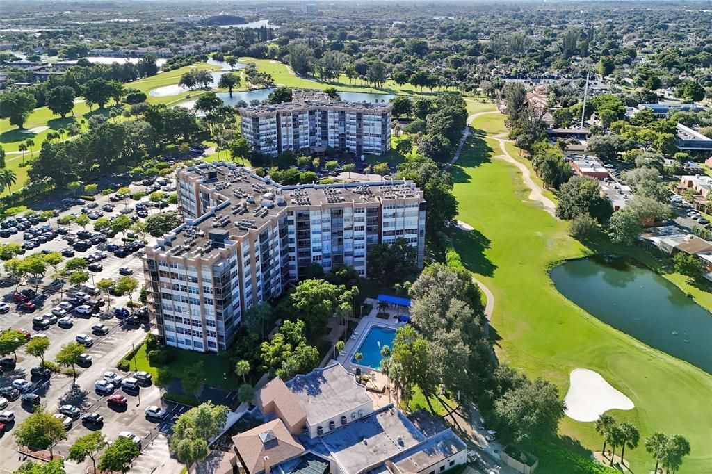 1000 Saint Charles Place, Unit 305, Pembroke Pines, FL 33026 Photo