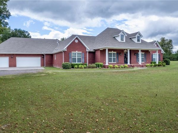 3309 E Highway 96 , Lavaca, AR 72941