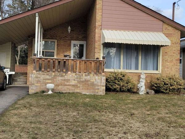 73 Beaverton Road South, Richmond Hill (Crosby), ON L4C2H8