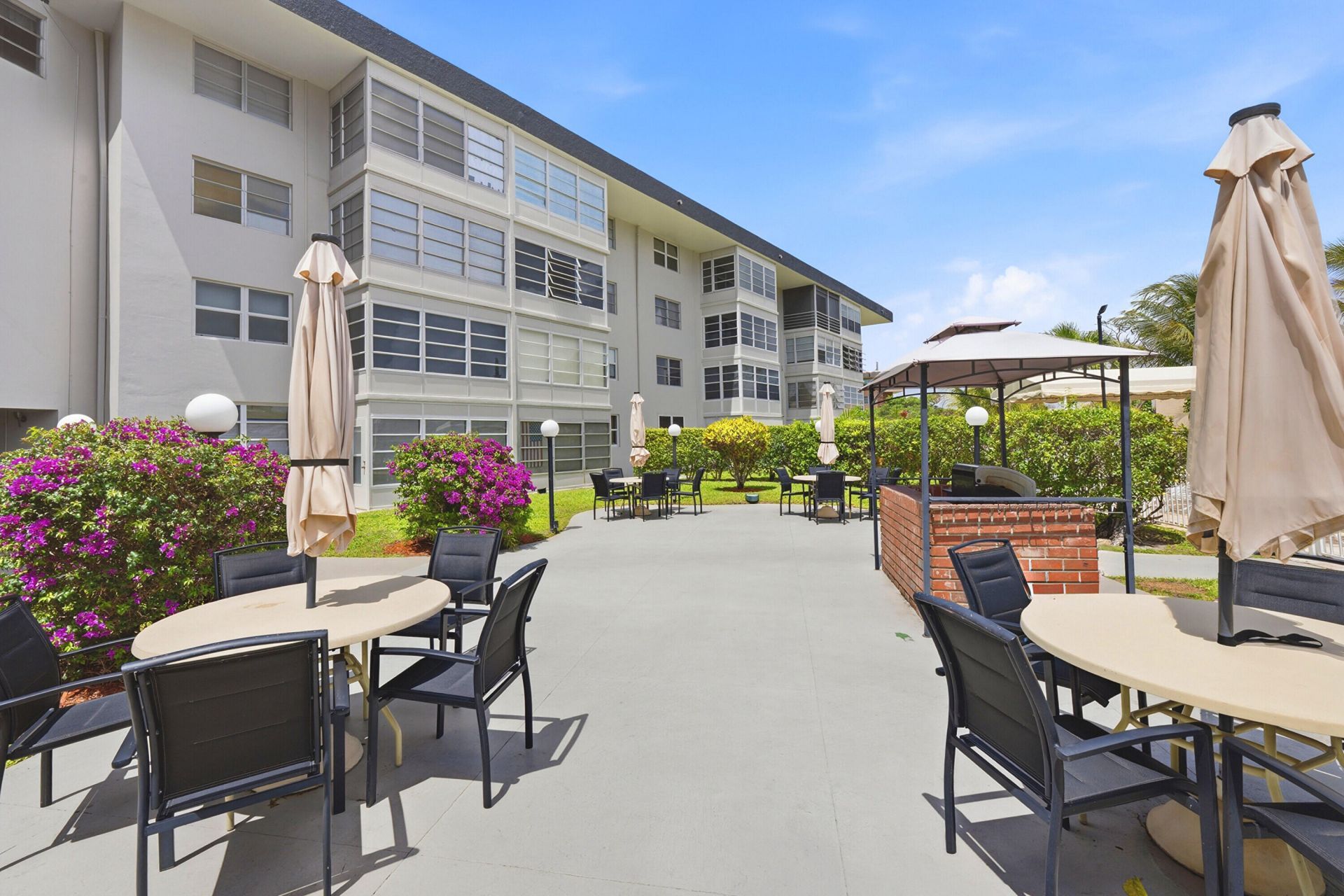 2991 NW 46th Avenue, Unit 303, Lauderdale Lakes, FL 33313 Photo