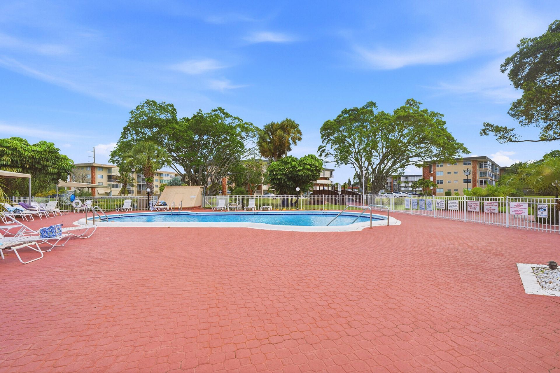 2991 NW 46th Avenue, Unit 303, Lauderdale Lakes, FL 33313 Photo