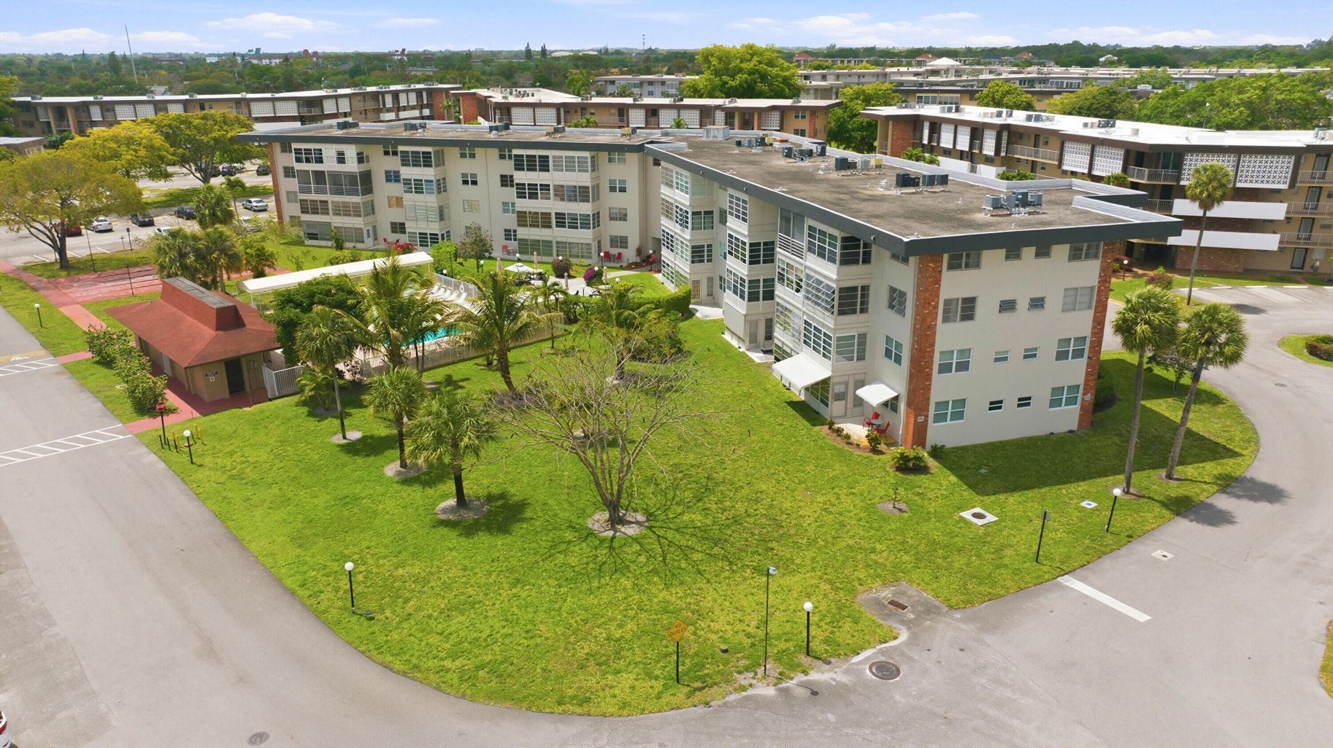 2991 NW 46th Avenue, Unit 303, Lauderdale Lakes, FL 33313 Photo