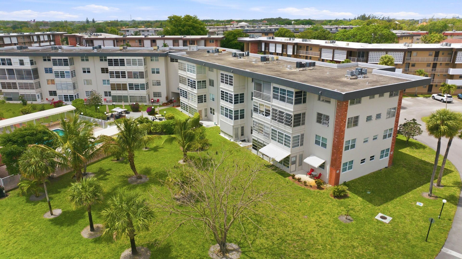 2991 NW 46th Avenue, Unit 303, Lauderdale Lakes, FL 33313 Photo