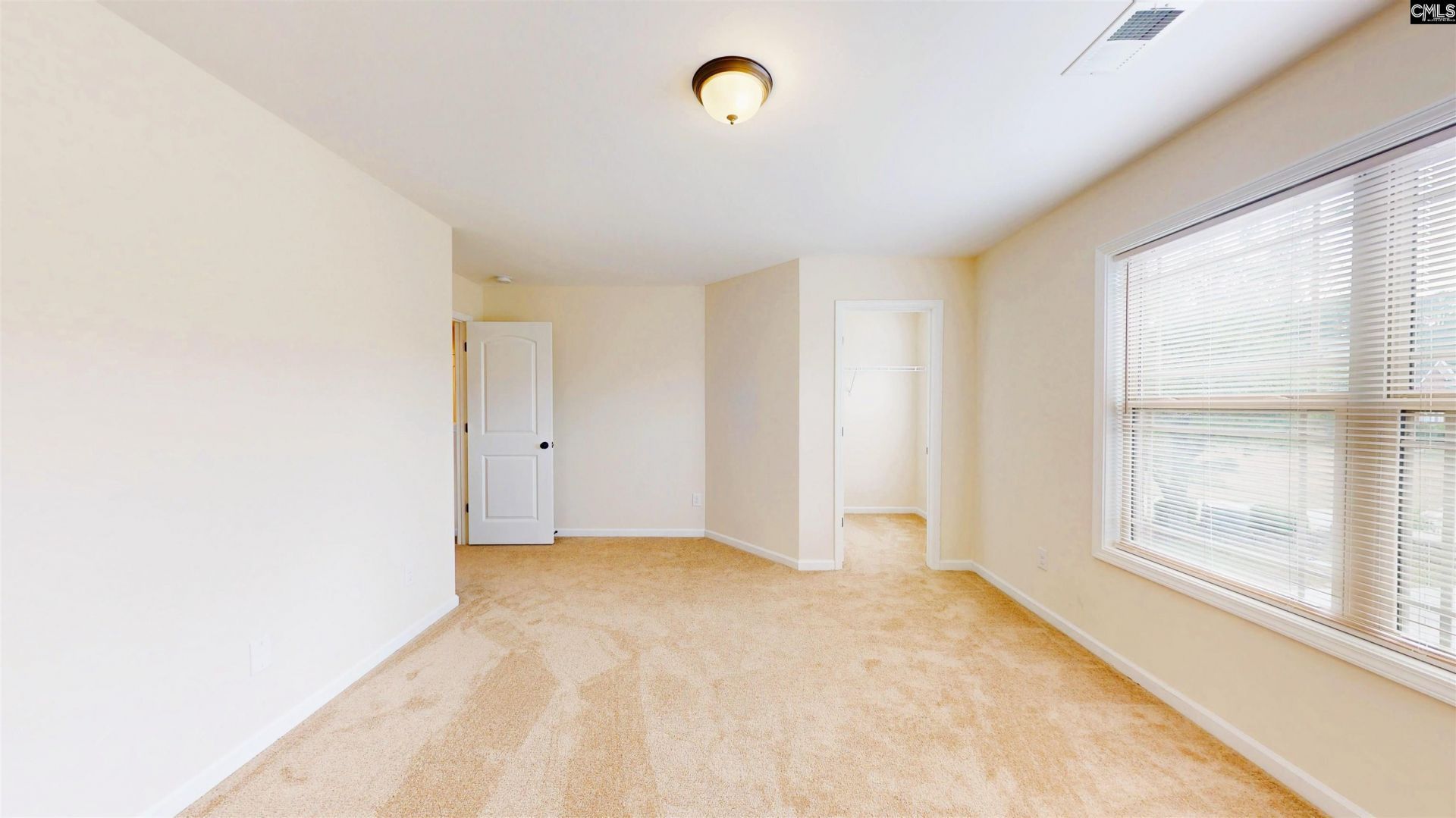 109 Niblick Court  Photo 11