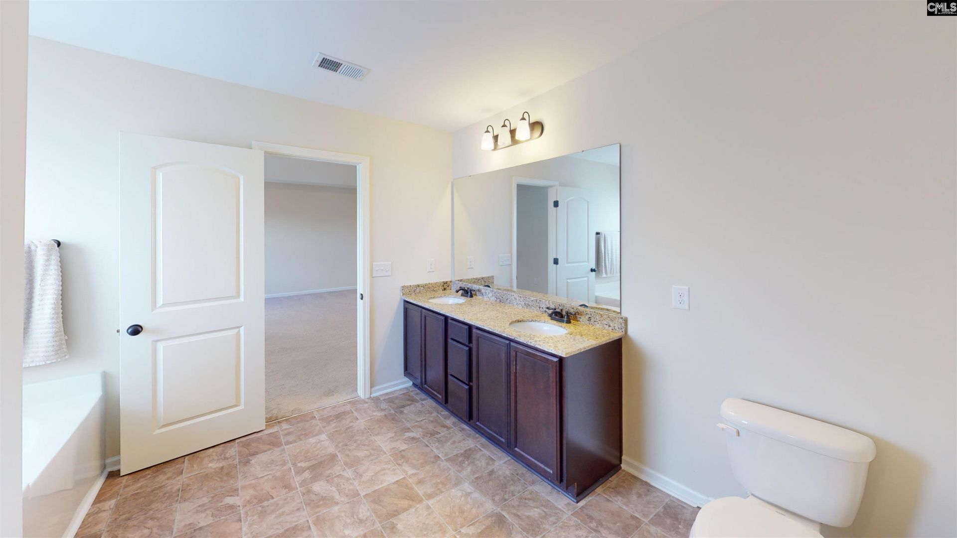 109 Niblick Court  Photo 25