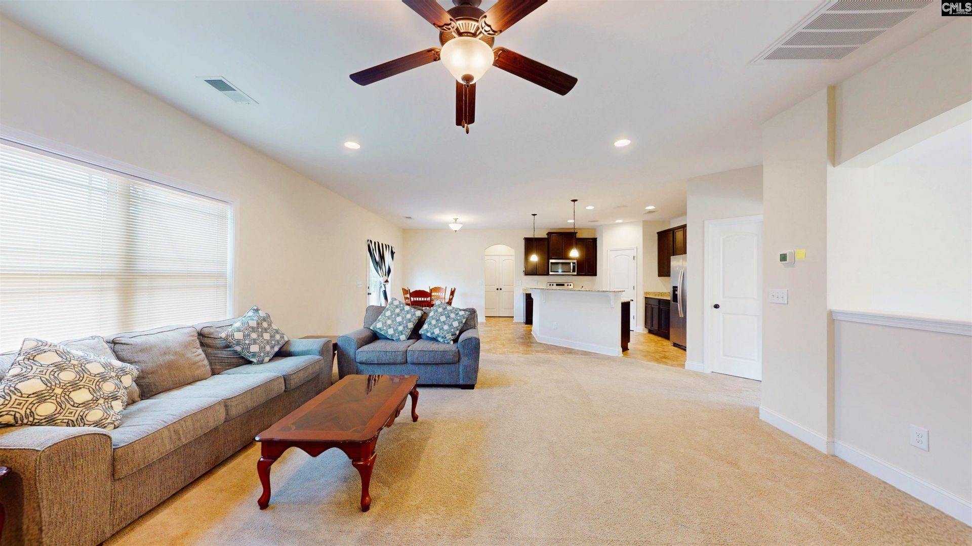 109 Niblick Court  Photo 9