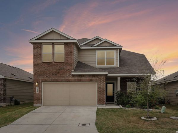 9062 Austin, Seguin, TX 78155