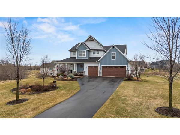 710 Crest Curve, Hudson, WI 54016
