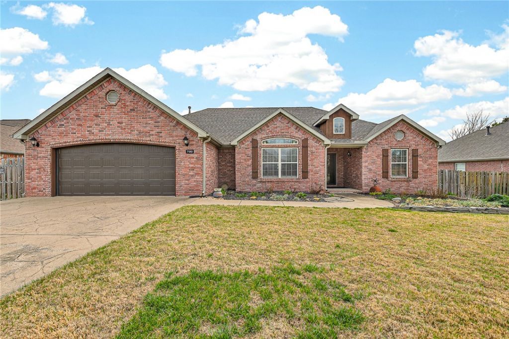 750 Sienna Drive, Centerton, AR 72719 Main Photo