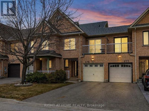 179 Vanguard Road , Vaughan (Patterson), ON L4K5G8