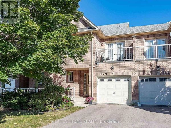 179 Vanguard Road , Vaughan (Patterson), ON L4K5G8