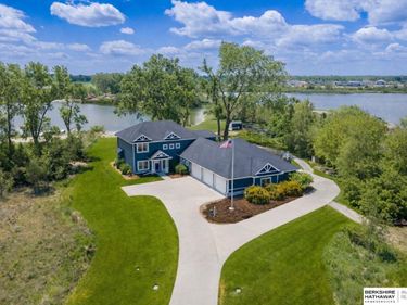 5512 N 284th Circle, Valley, NE 68064
