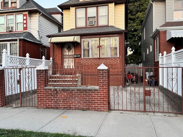 11435 130th Street , South Ozone Park, NY 11420