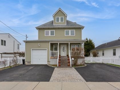 271 Arthur Street Freeport, NY 11520