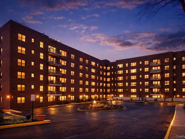 77 Carpenter Avenue, Unit 3B, Mount Kisco, NY 10549