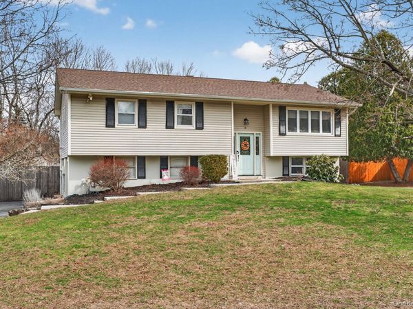 38 Jefferson Drive, Monroe, NY 10950