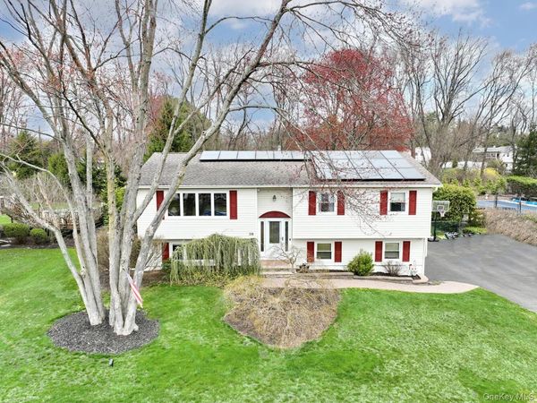 38 Westlyn Drive, Bardonia, NY 10954