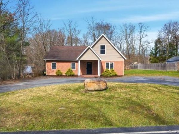 1227 Burlingham Road , Pine Bush, NY 12566