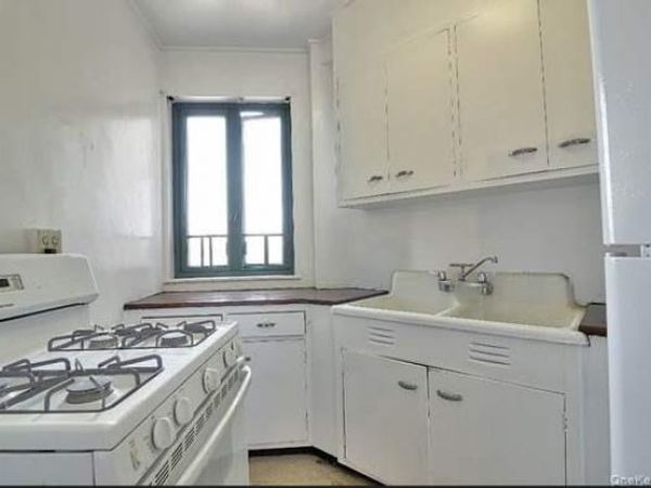 1594 Unionport Road, Unit 9D, Bronx, NY 10462